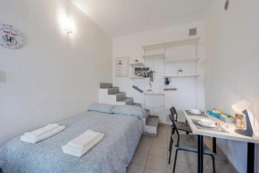 Il Gattino di Sanremo - Piccolo monolocale centro e stazione del treno